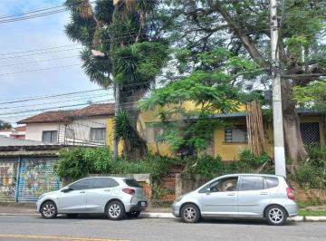 Área de Serviço · Imoveis - no Parque Casa de Pedra