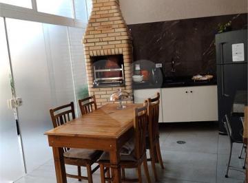 Área de Serviço · Imoveis - no Parque Casa de Pedra