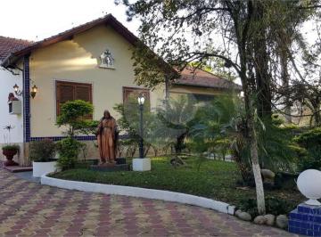 Área de Serviço · Imoveis - no Centro