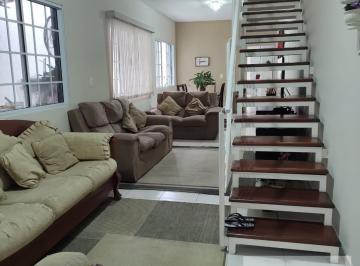 Comercial · 123m² · 2 Quartos · 2 Vagas · Alugue Casa Comercial em Jardim São Pedro  -  Mogi das Cruzes