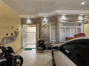 Casa · 135m² · 3 Quartos · 2 Vagas · Sobrado  em Vila Assuncao - Praia Grande, SP