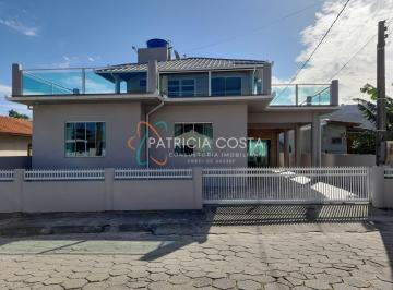 Casa · 250m² · 3 Quartos · 1 Vaga · Casa Padrão á Venda no Bairro Palhocinha- Garopaba/SC