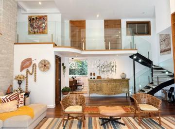 Apartamento · 213m² · 4 Quartos · 2 Vagas · Apartamento Alto Padrão 213m2 Privativos, Face Norte, 4 Quartos, 2 vagas.