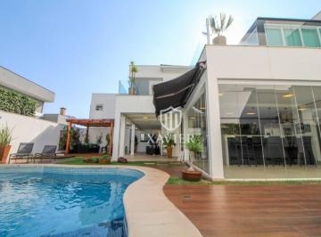 836c35069fb76b731ca28215d665b10cbe4da56a · Oportunidade! Sobrado Mobiliado no Condomínio Village Sunset – 3 Suítes, Piscina e Espaço para Festa