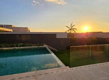 1309f12a3d47cc3dc3859b4ff6d48fb16002b0c9 · Pôr do sol exclusivo, piscina infinita e muito luxo esperam por você! Agende sua visita ao Saint Pat