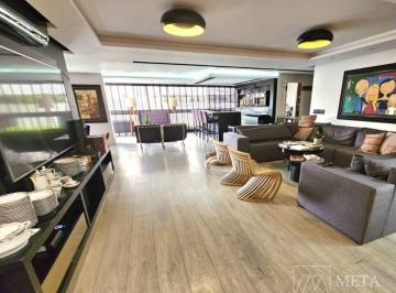 Apartamento de 4 dormitórios, com 2 suítes no Centro Florianópolis/SC · Apartamento de 4 dormitórios, com 2 suítes no Centro Florianópolis/SC