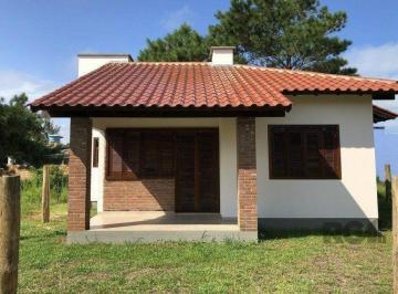Casa · 330m² · 3 Quartos · 3 Vagas · Casa para Venda - 95m², 3 dormitórios, sendo 1 suites, 3 vagas - Balneário Atlântico