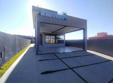 Casa · 275m² · CASA Chácara Recreio Vista Alegre - BOTUCATU / SP