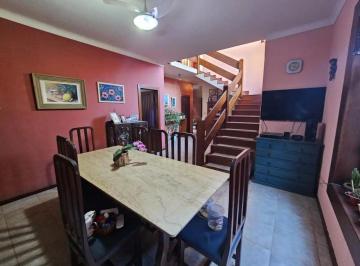 Casa · 360m² · 3 Quartos · Casa à venda - em Nova Suíssa