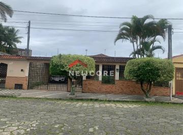Casa · 420m² · 7 Quartos · 6 Vagas · Casa em Avenida de São Carlos - Santa Eugênia - Mongaguá/SP