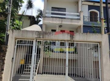 Casa · 301m² · 3 Quartos · 3 Vagas · Sobrado à 700 metros do metro Jardim São Paulo, comercial ou residencial