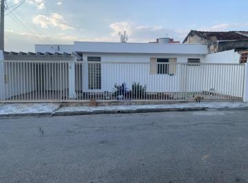 Foto 01 · Casa à venda em Taubaté-SP na Vila Nossa Senhora das Graças: 3 quartos, 1 suíte, 2 banheiros, 2 vaga