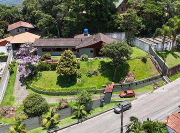 0 · Casa para locação no condomínio Alpes da Cantareira na Serra da Cantareira.