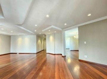 Apartamento de 4 quartos, São Paulo · Apartamento 04 dormitórios 02 suítes 04 vagas fixas Moema Imperdível.