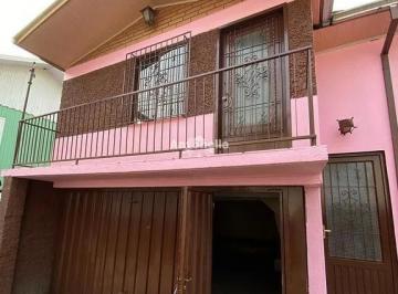Casa · 170m² · 2 Quartos · 1 Vaga · Casa à venda no bairro Petropolis