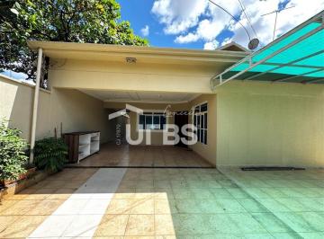 Casa · 531m² · 5 Quartos · 4 Vagas · 0 - Casa 5 quartos, sendo 1 suíte