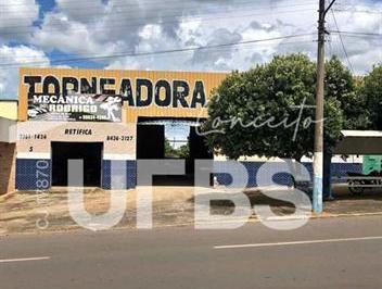 Comercial · 560m² · 0 - Galpão - Setor Central