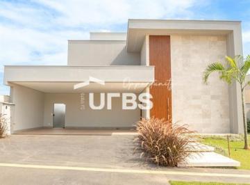 Casa · 416m² · 5 Quartos · 6 Vagas · Casa de alto padrão com 5 suítes no Jardins Itália