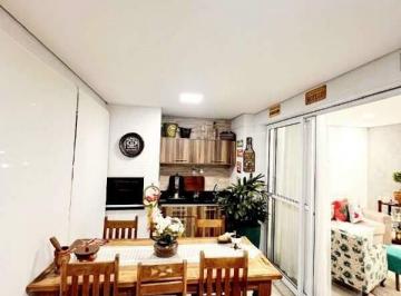 Apartamento · 111m² · 3 Quartos · 2 Vagas · Apartamento Espaçoso e Completo à Venda na Ponta da Praia em Santos/SP – 3 Quartos, Suíte!