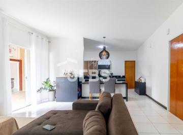Casa · 188m² · 3 Quartos · 3 Vagas · Casa 3 suítes, Jardim Vitória