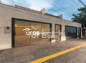 Casa · 210m² · 3 Quartos · 2 Vagas · Sobrado magnífico com 3 suítes plenas - Jd. Atlântico