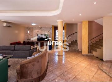 Casa · 340m² · 3 Quartos · 4 Vagas · Jardins Florença - Casa de Condomínio 3 quartos, sendo 3 suítes
