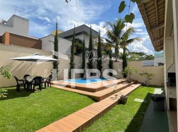 Casa · 257m² · 3 Quartos · 4 Vagas · Sobrado com 3 suítes plenas Jardins Valência