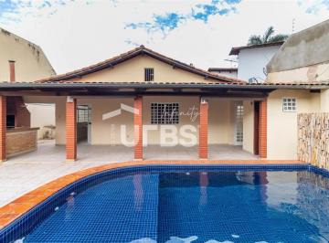 Casa · 350m² · 4 Quartos · 3 Vagas · 0 - Casa 4 quartos, sendo 2 suítes