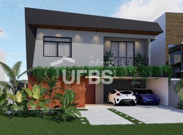 Casa · 280m² · 4 Quartos · 2 Vagas · Sobrado de 280m² de área privativa e terreno de 312m²