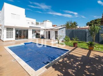 Casa · 202m² · 4 Quartos · 4 Vagas · SOBRADO SETOR SUL - 4 QUARTOS - 2 SUITES