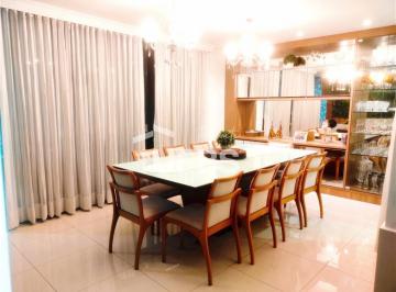 Casa · 134m² · 3 Quartos · 2 Vagas · Sobrado com 134 m², 3 suites, churrasqueira a carvao, completa em armario