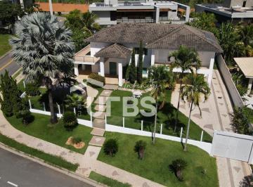 Casa · 550m² · 4 Quartos · 4 Vagas · Sobrado de Esquina no Alphaville Cruzeiro do Sul
