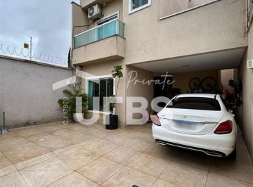 Casa · 160m² · 3 Quartos · 2 Vagas · Sobrado à Venda no Setor Faiçalville.