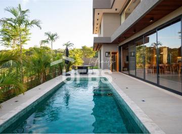 Casa · 520m² · 4 Quartos · 6 Vagas · Sobrado no Plateau D’or Unique
