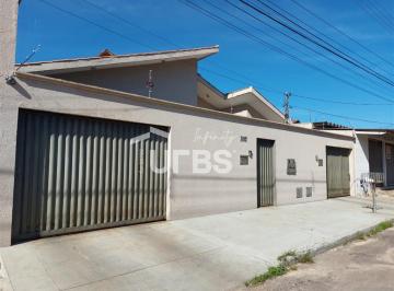 Casa · 578m² · 3 Quartos · 3 Vagas · Casa de Rua - Casa 3 quartos