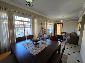 Casa · 268m² · 4 Quartos · 4 Vagas · Sobrado pronto para morar na Vila Jaguara!