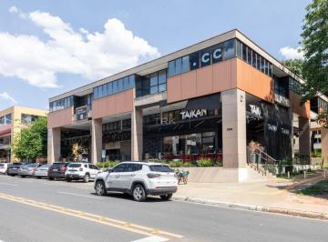 Comercial · 2251m² · Para seus clientes, um empreendimento. Para você, um edifício.