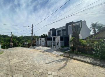 vista da chegada · SOBRADO COM 3 DORMITÓRIOS BAIRRO ÁGUA VERDE PERTO DA COOPER E À 100 METROS DA RUA FREI ESTANISLAU SC