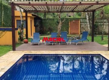 Casa · 250m² · 4 Quartos · 10 Vagas · Casa em São Sebastião em Cambuí São Sebastião