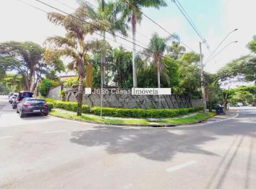Frente · Terreno plano com 876 m²