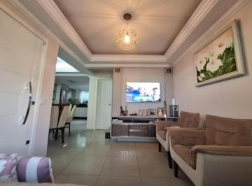 174715798504917471579850085.jpg · Excelente Sobrado semi mobiliado em condomínio com 3 unidades, localizado no bairro Guaira.
