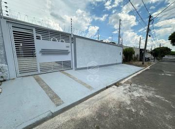 849926b4f10238768746931b0c560bad4927e475 · Linda casa reformada á venda Vila São Jose, 2 dormitorios, uma suite, edicula no fundo