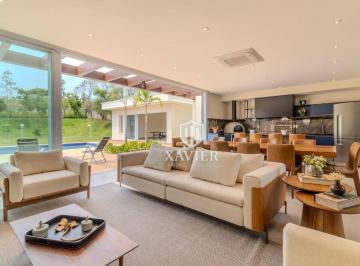8468ddcaf7bd57d9192a396b461be462c840110e · Casa Moderna e Mobiliada com 5 Suítes à Venda no Condomínio City Castelo – Piscina, Energia Solar e 