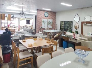 Comercial · 320m² · Ponto Comercial próximo ao Calçadão!