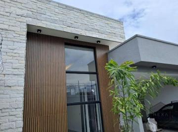 1d8c673b0e0a24a5dd57fa23dd439b0fda0df37c · Casa  à venda   3 quartos Três MariasGoiânia/GO