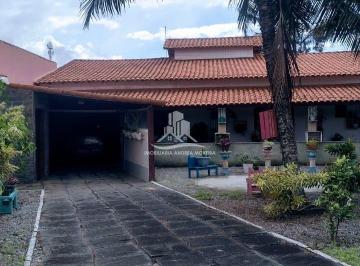 Casa · 234m² · 3 Quartos · 5 Vagas · CASA À VENDA PRÓXIMA A PRAIA