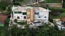 0 · Casa no Parque Imperial da Cantareira com 4 suítes, 3 pavimentos com elevador.