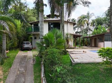 0 · Casa com 5 dormitórios sendo 2 suítes no cond Sausalito
