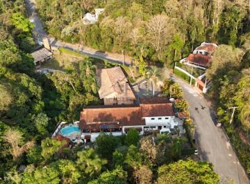 0 · Casa com 850m² construídos no condomínio Sausalito