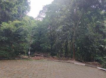 0 · Terreno em condomínio fechado de alto padrão na Serra da Cantareira.